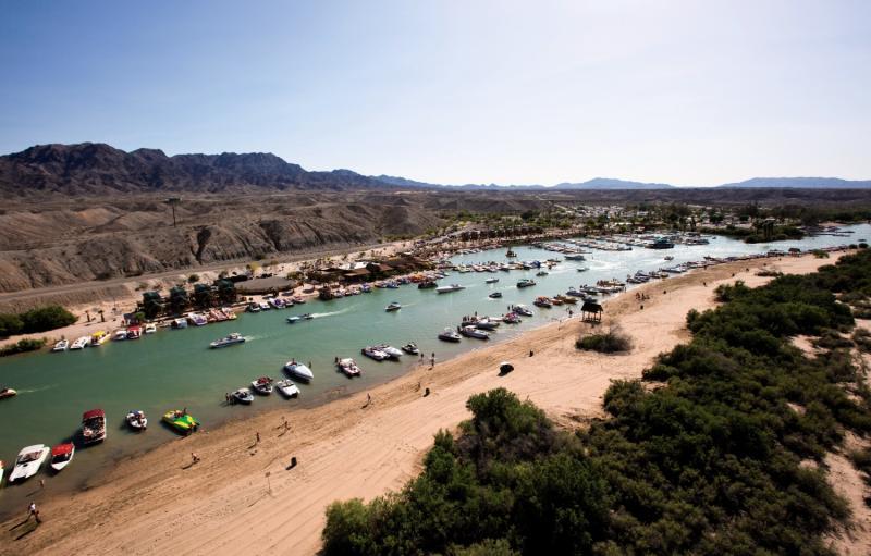 Pirate Cove Resort & Marina Needles Εξωτερικό φωτογραφία