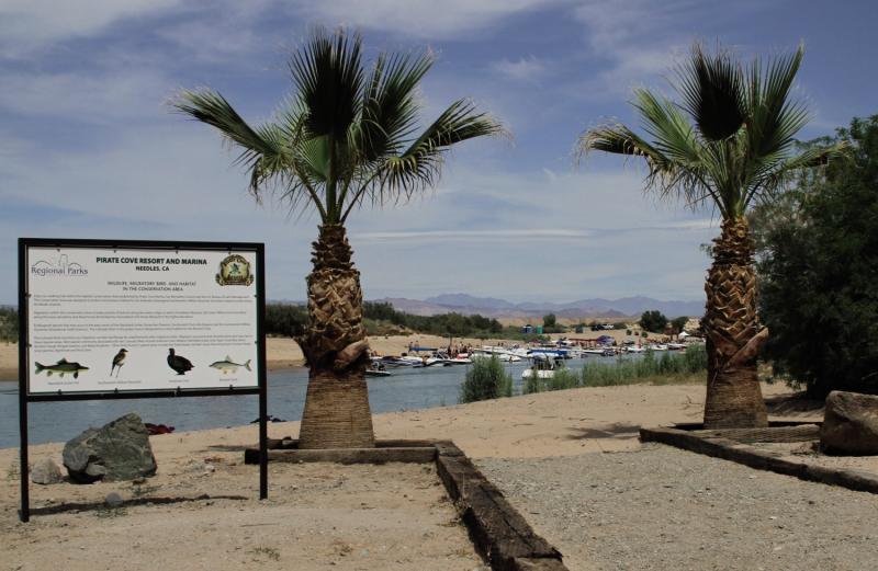 Pirate Cove Resort & Marina Needles Εξωτερικό φωτογραφία